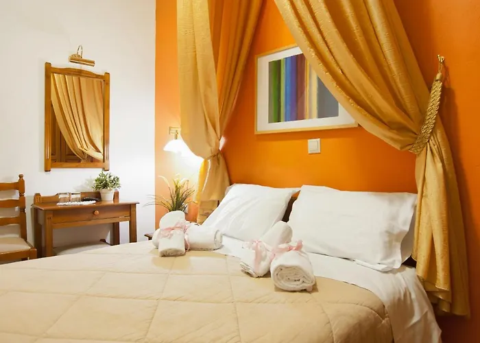 Delphi Dog Friendly Lodging and Hotels