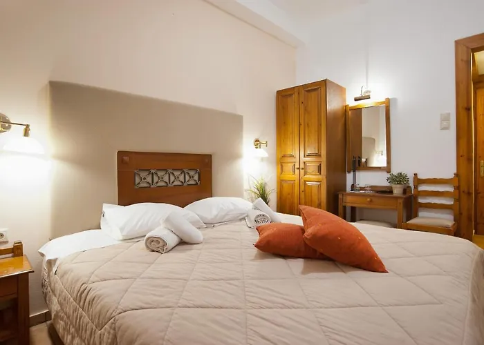 Delphi Pet Friendly Lodging and Hotels near Delphi